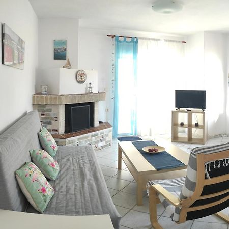 Roses Rt Apartments Skioni I Nea Skioni Eksteriør billede