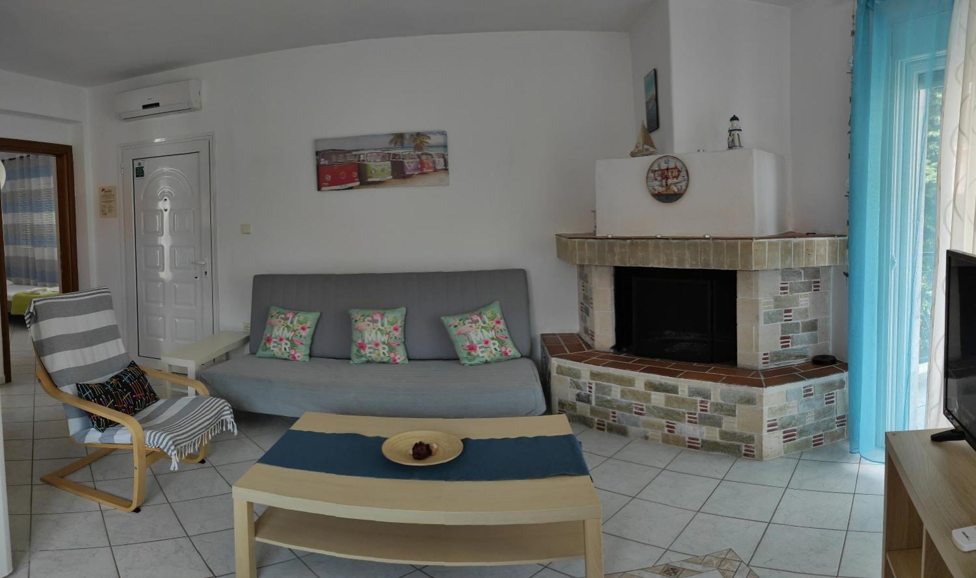 Roses Rt Apartments Skioni I Nea Skioni Eksteriør billede